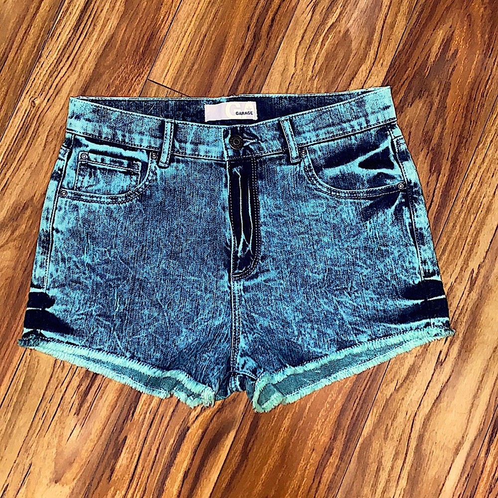 Garage retro high waist green acid wash shorts size 5